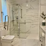 شقة Aldara